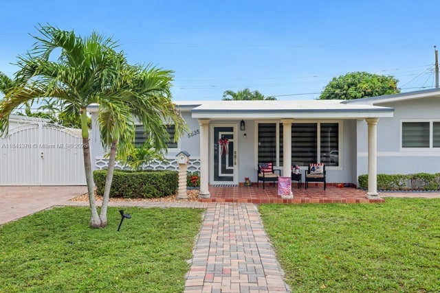3 of 24 - 5535 W 13th Ave, Hialeah, FL