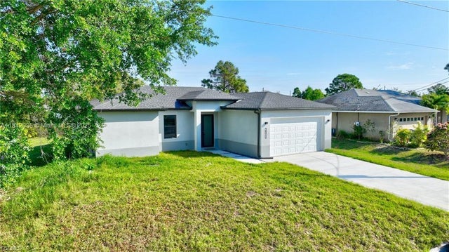 1 of 26 - 3308 74th St W, Lehigh Acres, FL