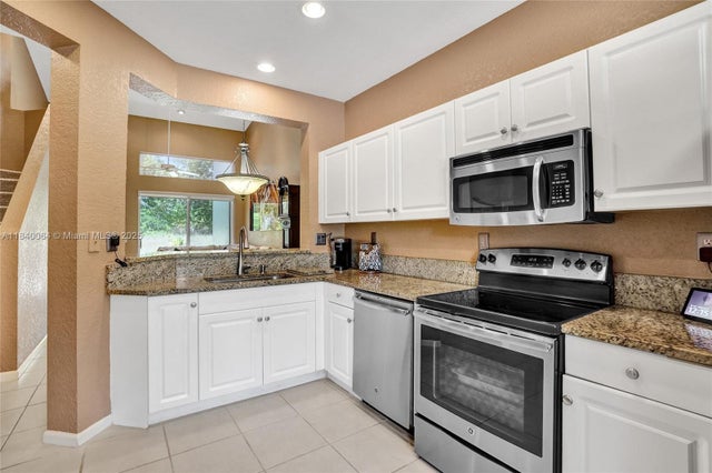 4 of 70 - 5668 Nw 127th Ter, Coral Springs, FL