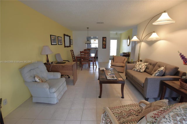 4 of 28 - 2688 Dudley Drive East J, West Palm Beach, FL