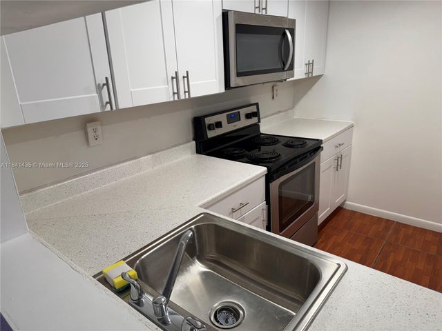 4 of 8 - 11780 Sw 18th St 321-2, Miami, FL