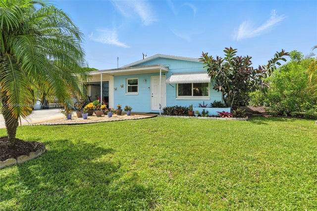 3 of 39 - 1164 Navajo Ave, Lehigh Acres, FL