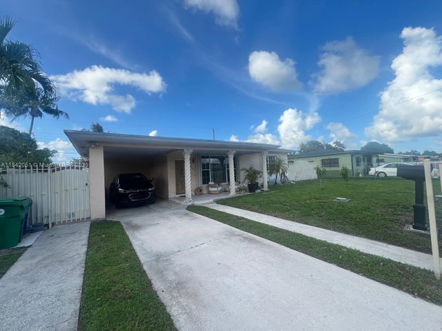 1 of 11 - 3435 Nw 80th St, Miami, FL