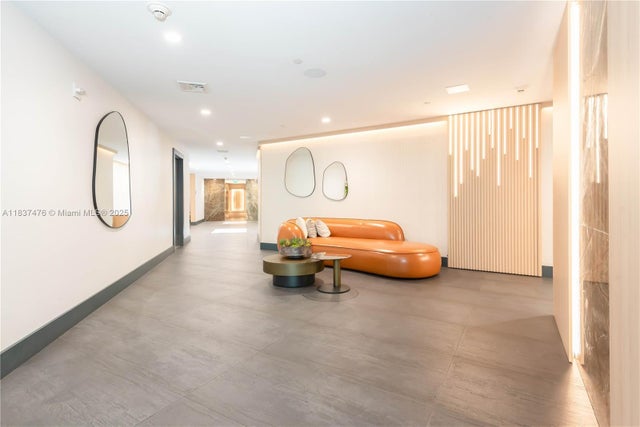 4 of 36 - 90 Sw 3rd St 2113, Miami, FL