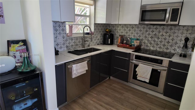 5 of 52 - 1535 Meridian Ave 6, Miami Beach, FL