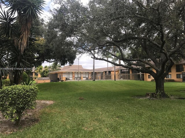 1 of 11 - 5831 Washington St 45, Hollywood, FL
