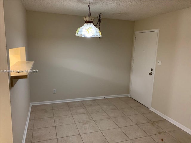 4 of 11 - 5831 Washington St 45, Hollywood, FL