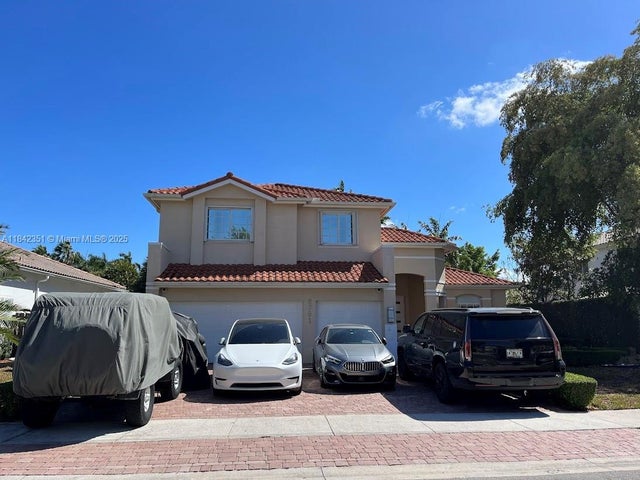1 of 40 - 6761 Nw 112th Ave, Doral, FL