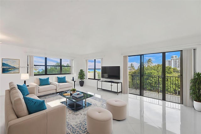 1 of 68 - 1201 S Ocean Dr 402s, Hollywood, FL
