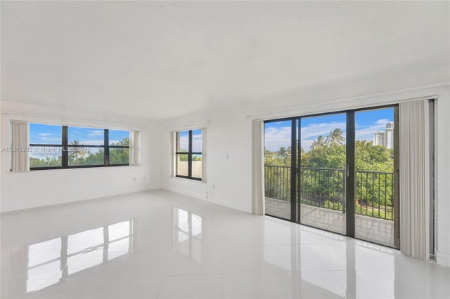 3 of 68 - 1201 S Ocean Dr 402s, Hollywood, FL