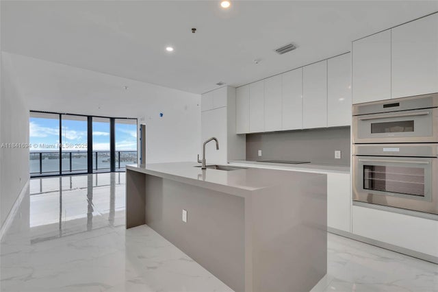 1 of 35 - 700 Ne 24 St 5005, Miami, FL
