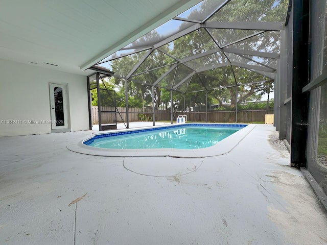3 of 28 - 2030 N 54th Ave, Hollywood, FL