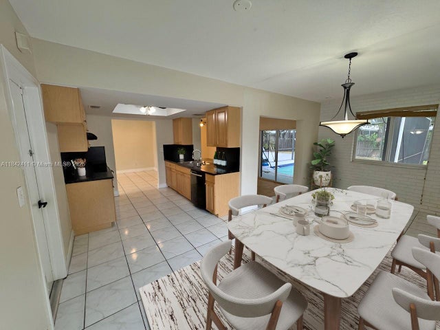 5 of 28 - 2030 N 54th Ave, Hollywood, FL