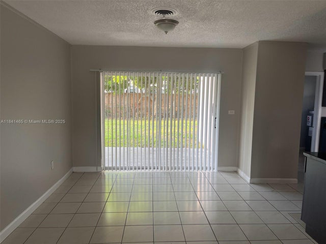5 of 38 - 7420 N Farragut St, Hollywood, FL