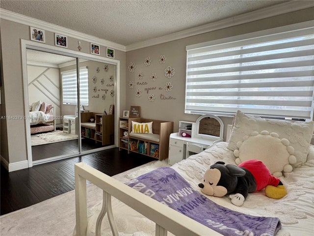 3 of 28 - 185 Lakeview Dr 101, Weston, FL