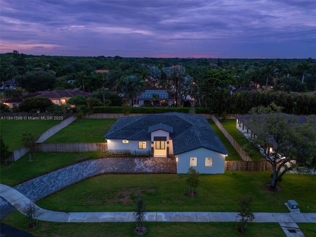 3 of 52 - 8231 Sw 193rd Terrace, Miami, FL