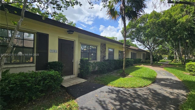 1 of 15 - 7502 Nova Dr 2, Davie, FL