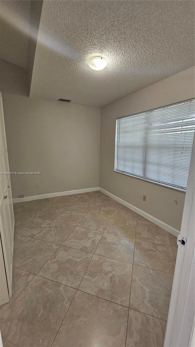 5 of 15 - 7502 Nova Dr 2, Davie, FL