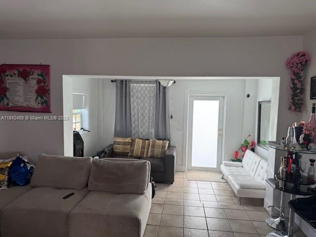 3 of 15 - 1571 Ne 11th St, Homestead, FL