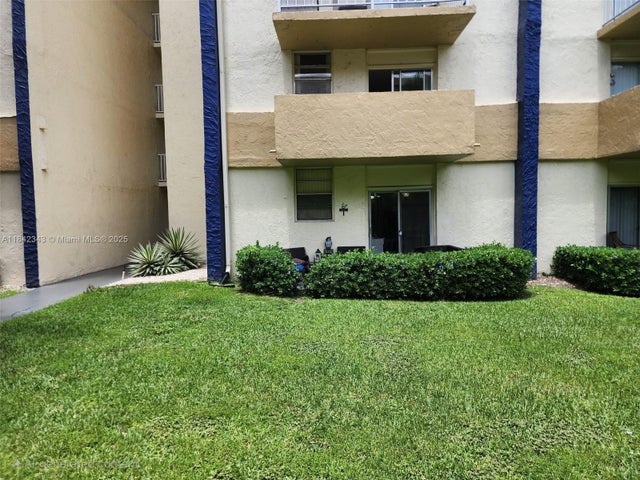 4 of 11 - 801 Nw 47th Ave 119w, Miami, FL