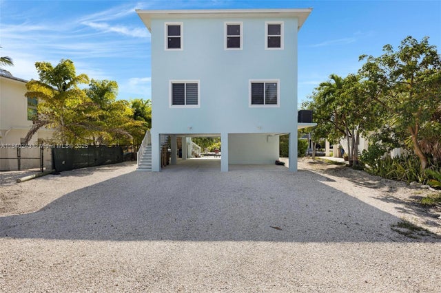 1 of 80 - 142 Peg Leg Ln, Lower Keys, FL