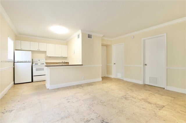 1 of 10 - 1429 Sw 9th St 5, Fort Lauderdale, FL