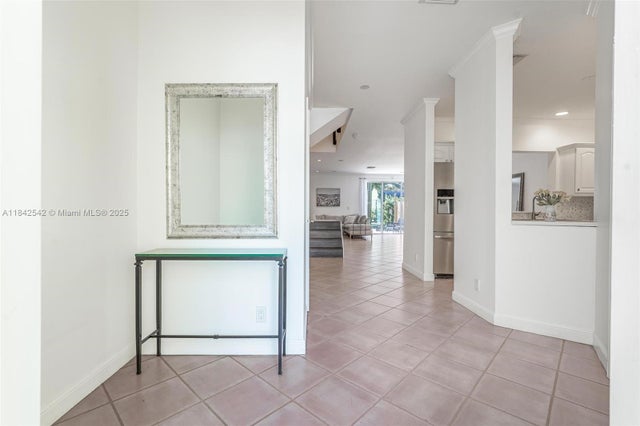 3 of 31 - 519 Sw 7th Ave 8, Fort Lauderdale, FL