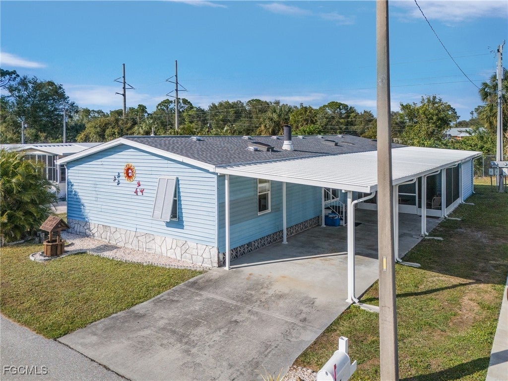 227 Shrub Ln N, North Fort Myers