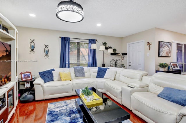 4 of 45 - 2078 Sw 71st Way, Davie, FL