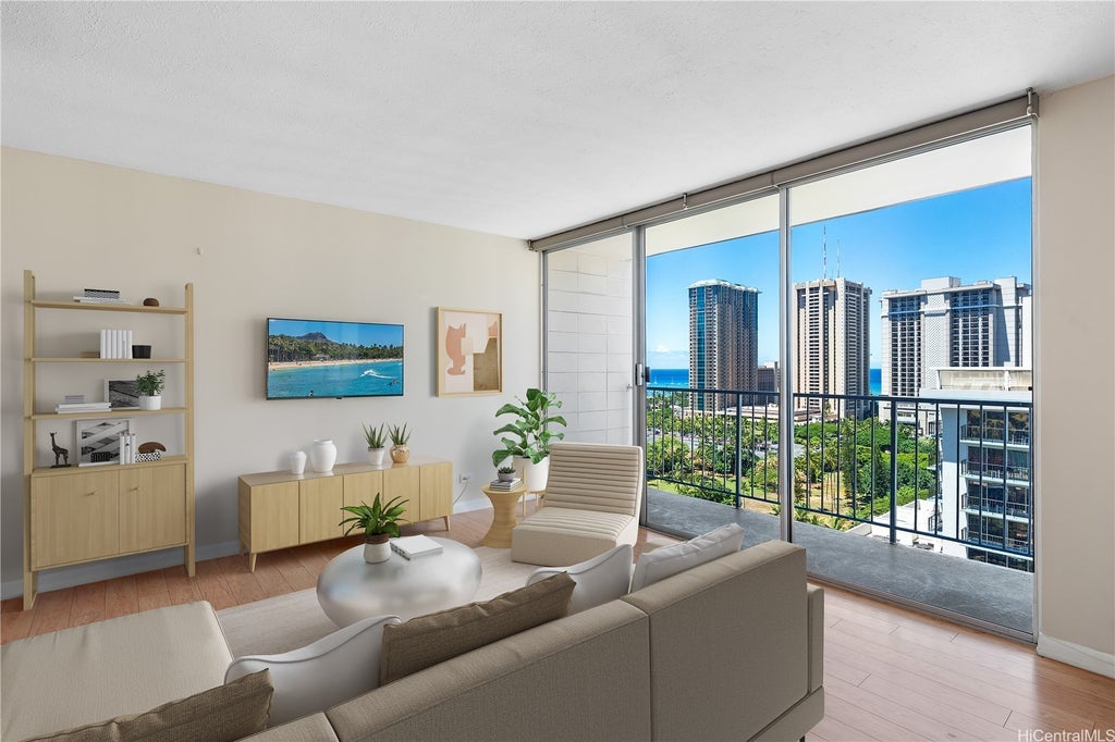 (unit #1902) 1925 Kalakaua Avenue, Honolulu