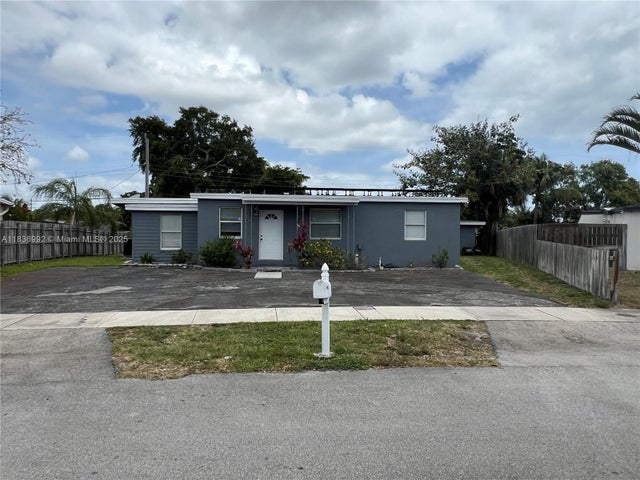 1 of 24 - 1885 Ne 53rd St, Pompano Beach, FL