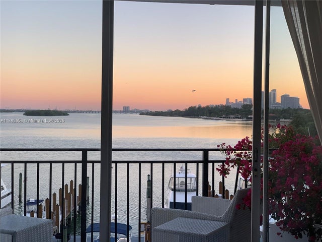 5 of 18 - 770 Ne 69th St 4h, Miami, FL