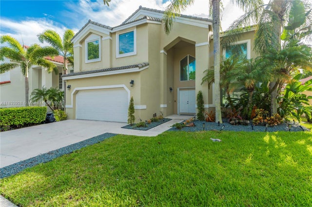 3 of 50 - 325 Cameron Dr, Weston, FL