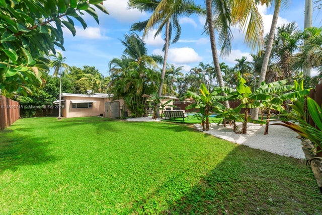 1 of 33 - 2708 Cleveland St, Hollywood, FL