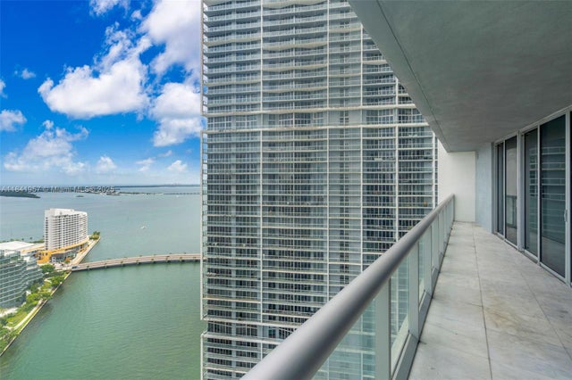 2 of 33 - 465 Brickell Ave 3505, Miami, FL