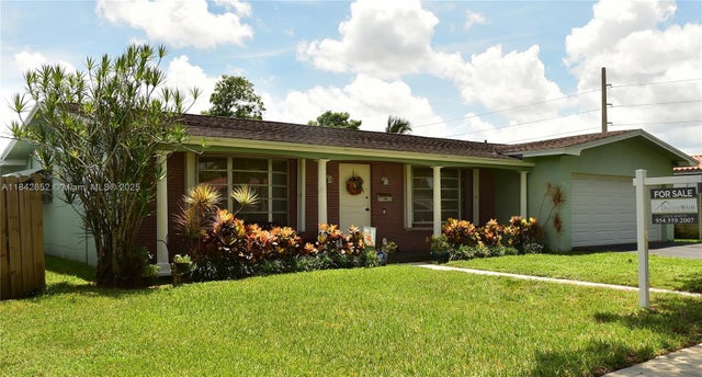 1 of 35 - 5516 Arthur St, Hollywood, FL