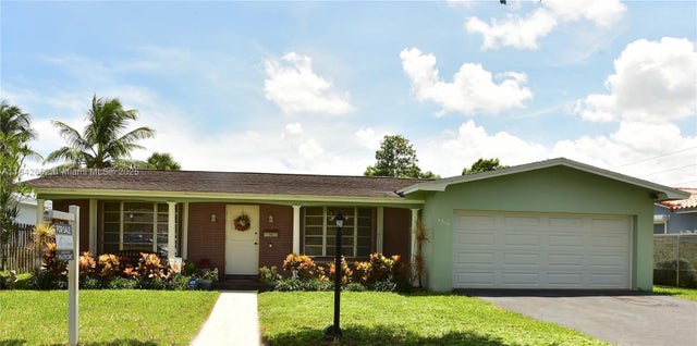 3 of 35 - 5516 Arthur St, Hollywood, FL