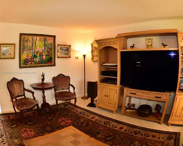 5 of 35 - 5516 Arthur St, Hollywood, FL