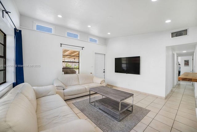 1 of 53 - 8320 Sw 43rd Ter, Miami, FL
