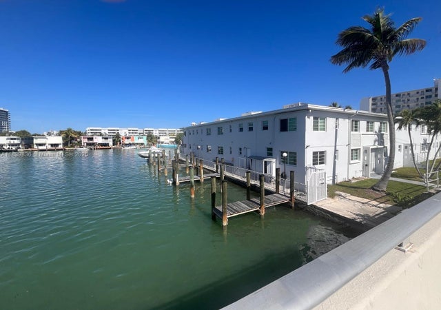 4 of 53 - 7207 Bay Dr 25, Miami Beach, FL
