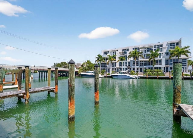 5 of 53 - 7207 Bay Dr 25, Miami Beach, FL