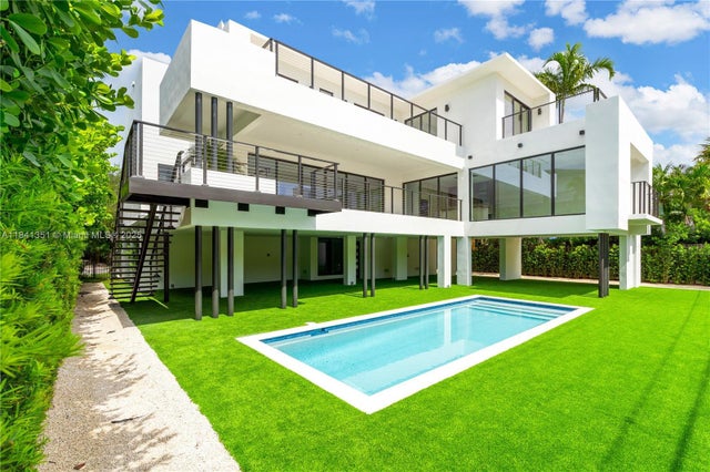 5 of 51 - 285 Woodcrest Rd, Key Biscayne, FL