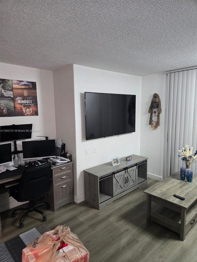 4 of 11 - 16450 Nw 2nd Ave 310, Miami, FL