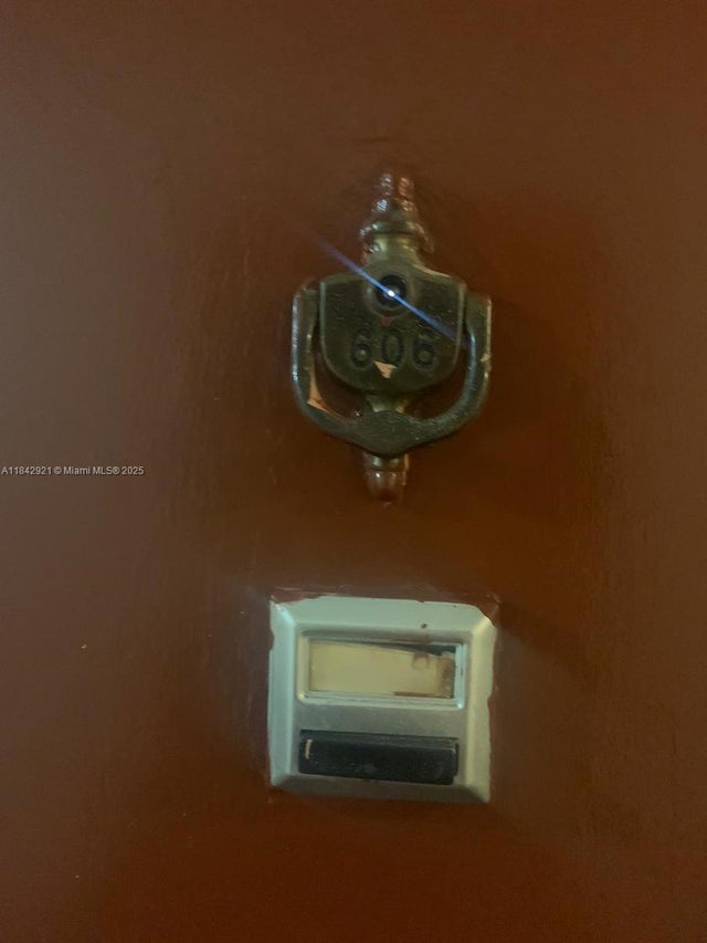 2 of 10 - 2025 Ne 164th St 606, North Miami Beach, FL
