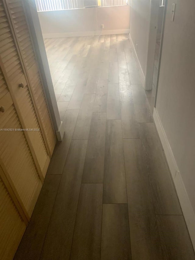3 of 10 - 2025 Ne 164th St 606, North Miami Beach, FL