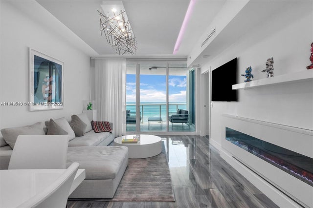 2 of 43 - 3801 Collins Ave 1104, Miami Beach, FL