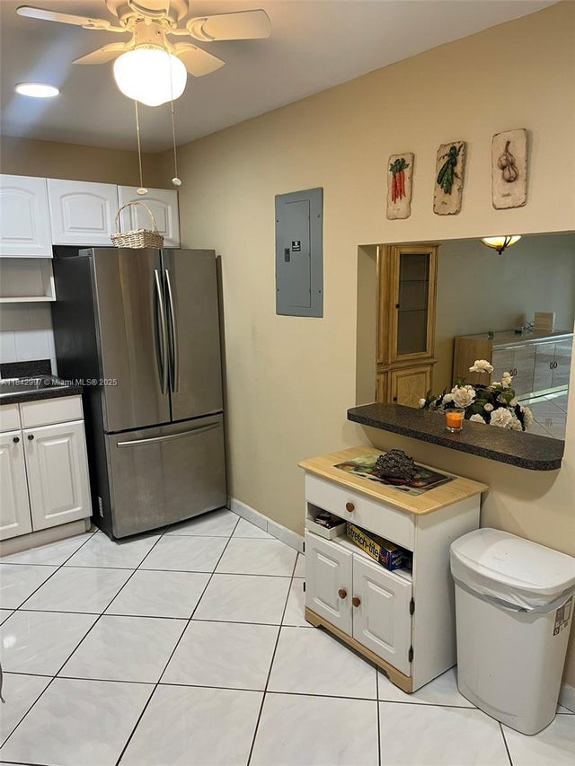 5 of 39 - 1801 S Ocean Dr 207, Hollywood, FL