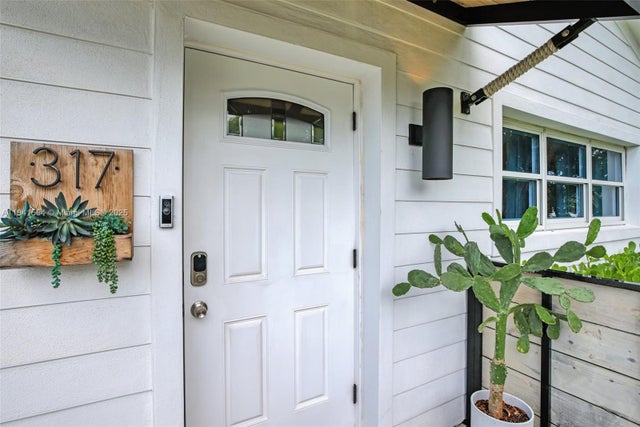 2 of 33 - 317 Ne 5th Ct, Dania Beach, FL