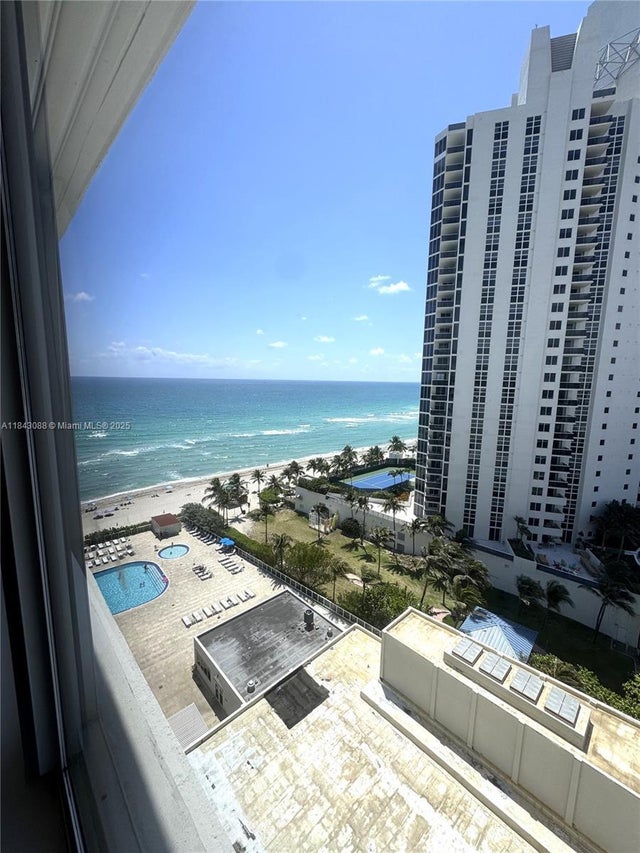 4 of 6 - 19201 Collins Ave 1103, Sunny Isles Beach, FL