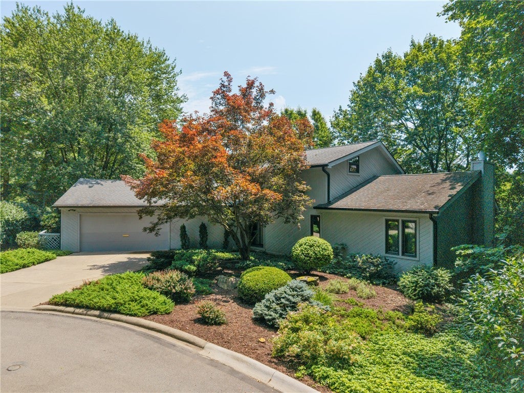 5 Devon Lane, Ben Avon Heights